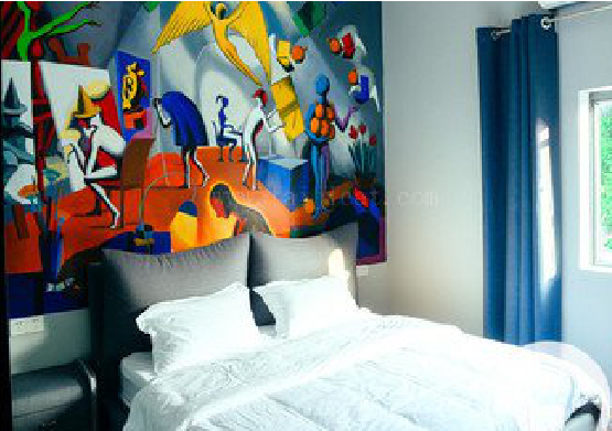 周至对于酒店的墙体彩绘而言更注重哪些方面？